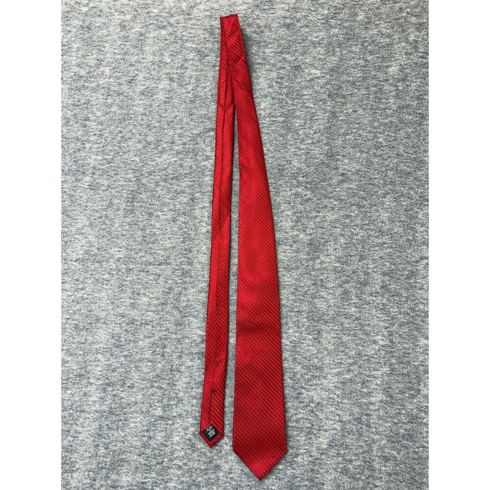 Roundtree & Yorke All Silk Handmade Extra Long Red Tie with extra Neck Padding